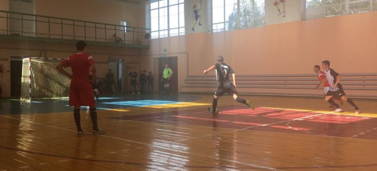 Мини-футбол: сальчане продолжают борьбу в Кубке Лиги