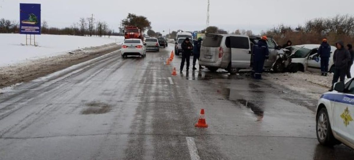 В Сальском районе водитель погиб в лобовом столкновении