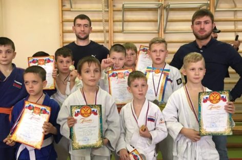 Выступили на все десять: сальские дзюдоисты показали себя в Целине