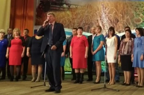 В Новом Егорлыке труженики отметили День сельского хозяйства