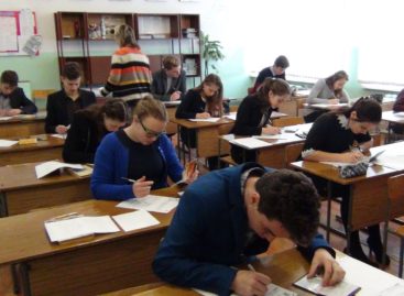 Выпускники школ Сальского района готовятся к итоговому сочинению