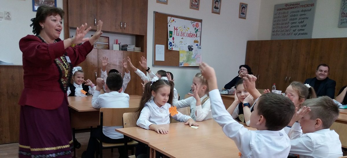 Педагог из Сальска победила в конкурсе «Сердце отдаю детям»