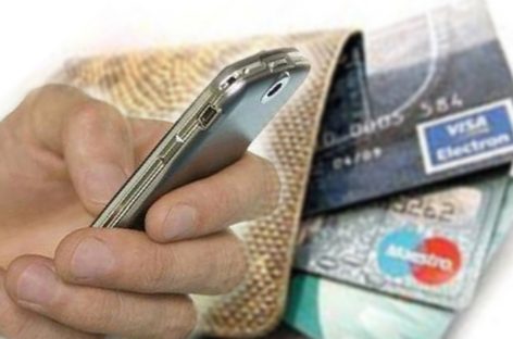 С карты сальчанки списали деньги после SMS от мошенника