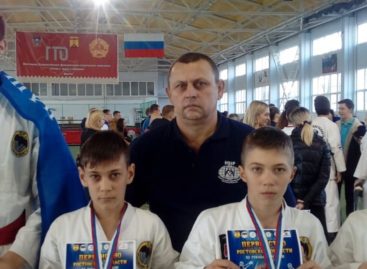 На ковре — «Боец»: сальские рукопашники показали себя в Шахтах