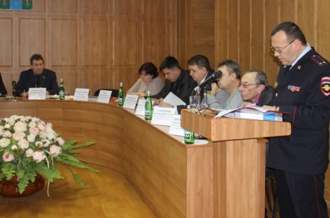 Какие изменения будут внесены в муниципальный бюджет, обсудили сальские депутаты