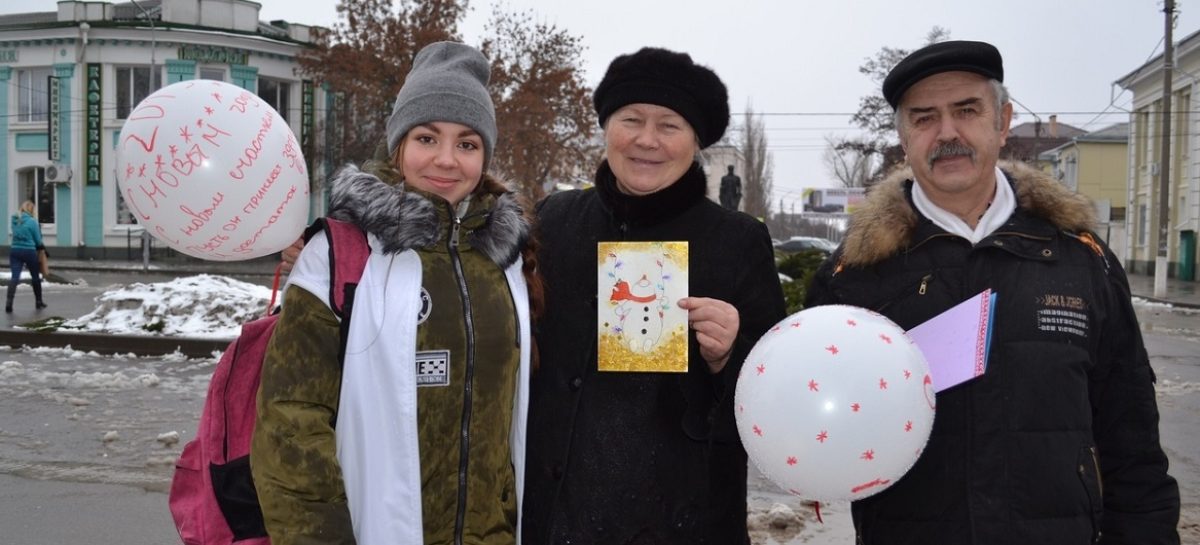 Сальские волонтеры провели марафон добрых дел