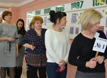 Мамы и папы выпускников написали ЕГЭ