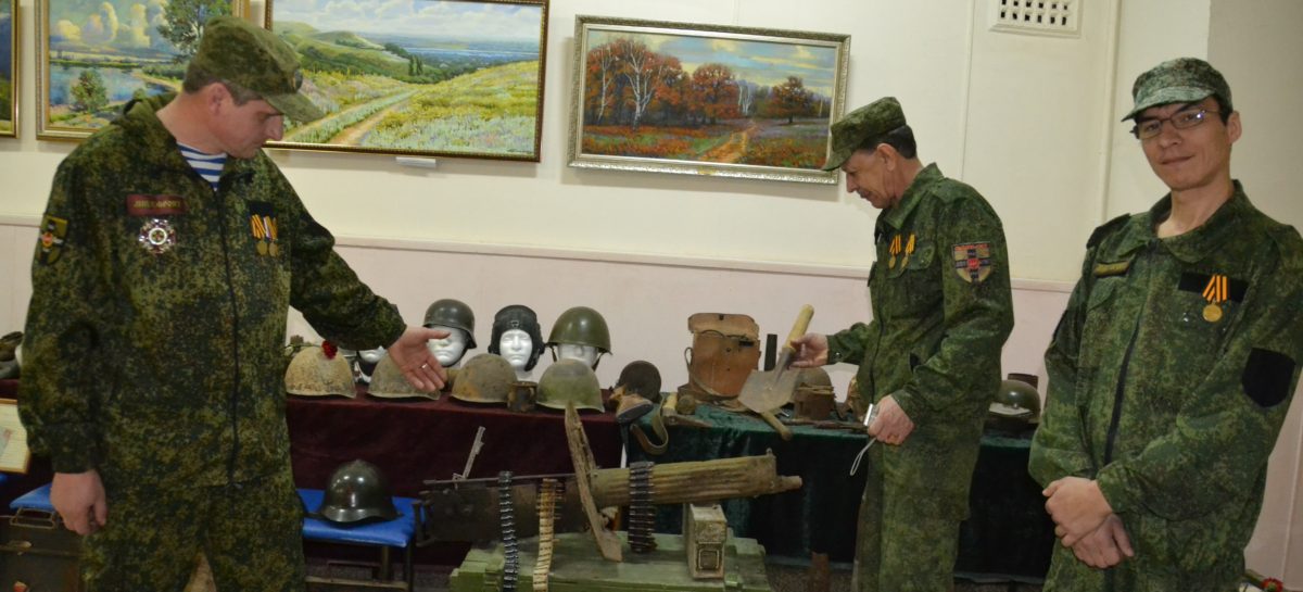 Защитников Отечества торжественно поздравили с праздником