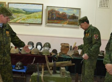 Защитников Отечества торжественно поздравили с праздником