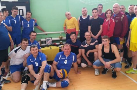 В Сандате прошел волейбольный турнир памяти Владимира Денисенко