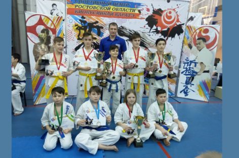 Сальские каратисты киокусинкай отобрались на первенство ЮФО