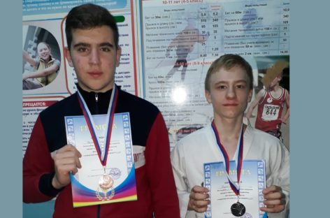 Сальские каратисты представили наш район в Ростове