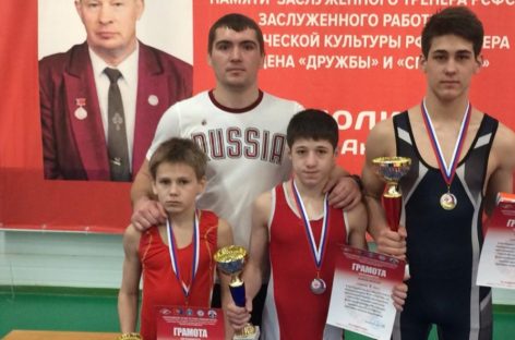 Борцы из Гиганта успешно выступили на Всероссийском турнире в Тамбове
