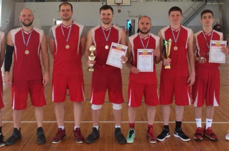 Сальские баскетболисты стали вторыми на чемпионате Кагальницкого района