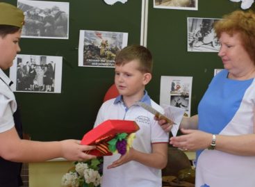 Потомки героя-летчика, защищавшего Сальск, приехали почтить его память