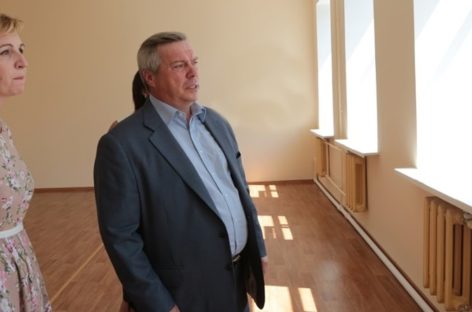 Василий Голубев выделил средства для образовательных учреждений Дона