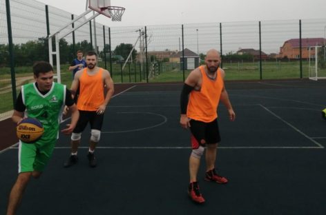 Стритбол: сальчане сразятся за победу в спартакиаде Дона
