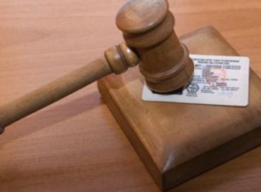 Прокуратура в Сальске потребовала лишить прав лиц, страдающих наркоманией и психическими расстройствами