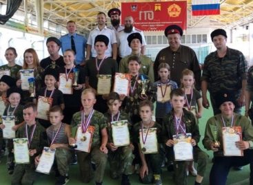 В Шахтах прошла казачья спартакиада среди детей и подростков