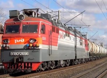 Годовой объем перевозок грузов по железной дороге превысил 30 млн тонн