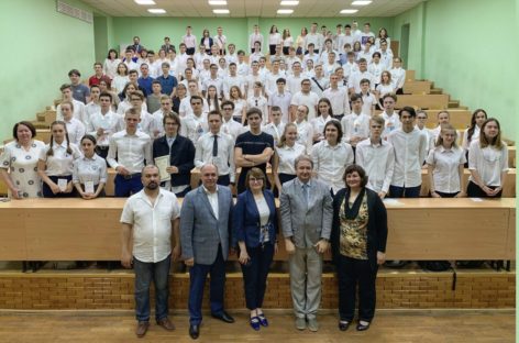 В IT-школах Ростовской области прошел первый выпуск