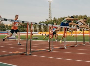 Две медали завоевали на юбилейном чемпионате России по легкой атлетике