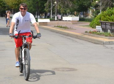 #пермякедет: в Сальске побывал велопутешественник, который едет в Сочи