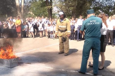 Школьники Сальска и Сальского района знают, как эвакуироваться в случае пожара