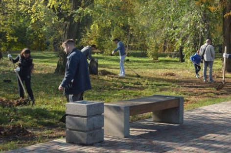 Более 60 тысяч человек приняли участие в областном субботнике