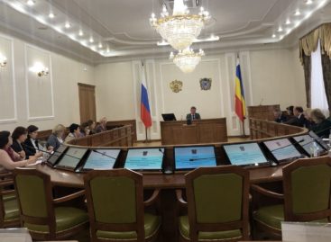 Вопросы образования учеников с ограниченными возможностями здоровья обсудили на заседании корсовета