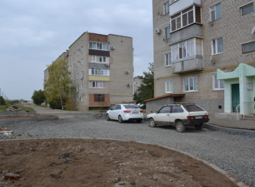 На улице Родниковой идёт большое благоустройство