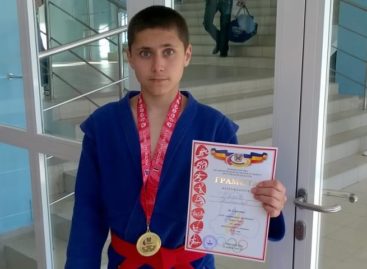 В Сальске появился новый КМС по самбо