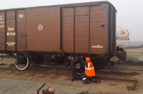 Вагон-теплушка, танки и пушка Шнайдера: на «Самбекских высотах» продолжается монтаж экспозиции