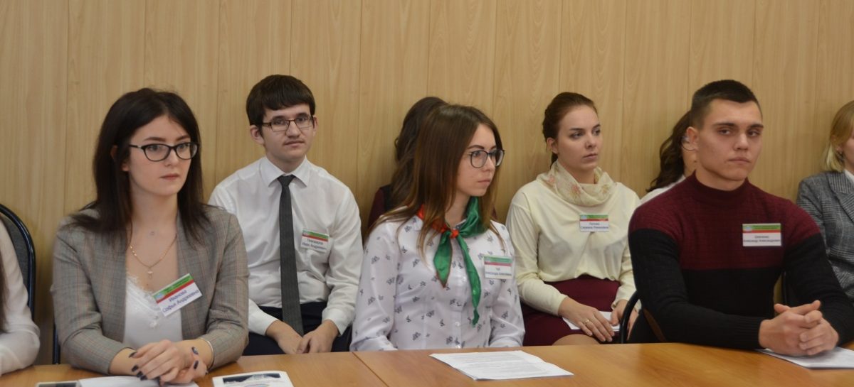 Студенты юго-востока Ростовской области собрались на «мозговой штурм» в Сальском индустриальном техникуме