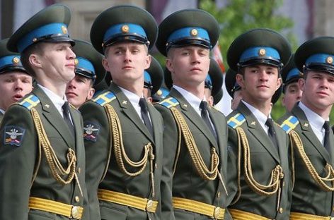Немало молодых сальчан выбирают военную профессию