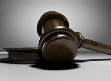 Сальской городской прокуратурой выявлено 129 нарушений закона о противодействии коррупции