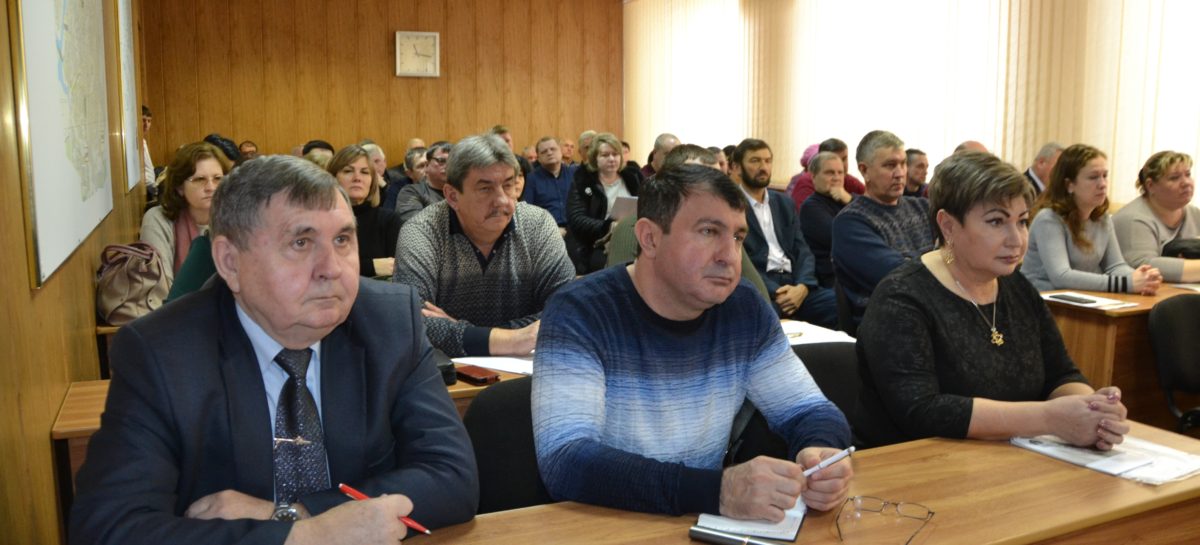 В Сальске состоялся семинар-совещание с ведущими хозяйствами юго-востока Дона