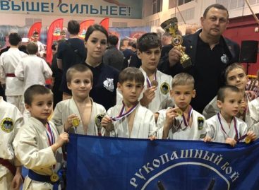 Сальские рукопашники выступили в Ростове