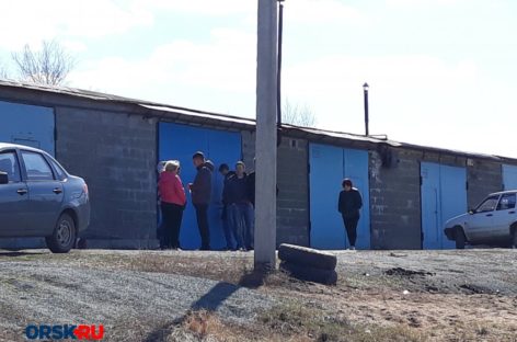 В Сальске, в гаражном кооперативе, обнаружили мужчину в бессознательном состоянии