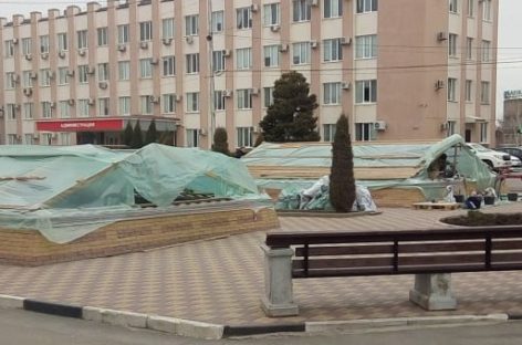 К сезону – заработают: на площади Ленина отремонтируют фонтаны