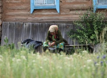 Сальчане, не забудьте поздравить мам, а лучше — навестите!
