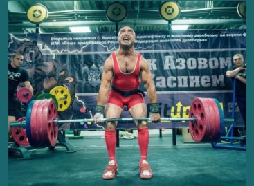 Сальский силач стал лучшим на соревнованиях в Ростове