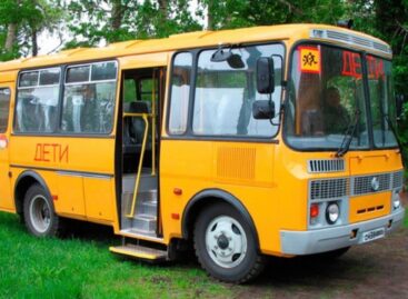 Ещё три автобуса получили школы Ремонтненского района