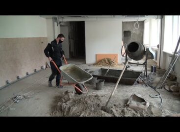 В корпусе Сальского индустриального техникума на Ново-Сальске продолжается капремонт