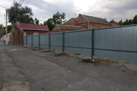 В обход по Спортивному переулку: городской парк на несколько месяцев закрыт для сальчан