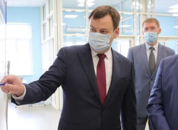 Василий Голубев: «К новой школе в Таганроге должна быть построена дорога»