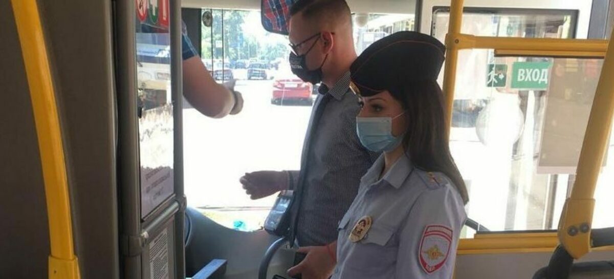 Продолжаются проверки соблюдения масочного режима предприятиями торговли