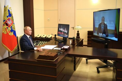 Губернатор Ростовской области предложил Владимиру Путину отметить наградами донских тружеников