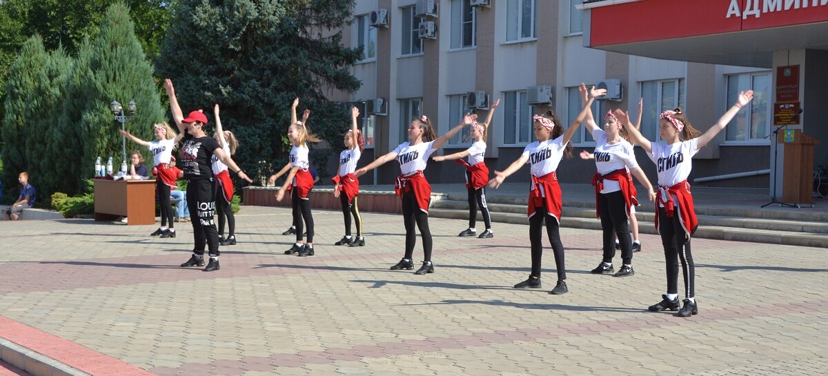 Как любовь сальчан к искусству побеждает в борьбе с пандемией