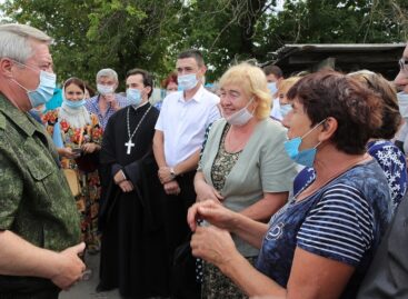 Пострадавшим во время пожара в Тарасовском районе обещают выплатить до 100 тысяч рублей
